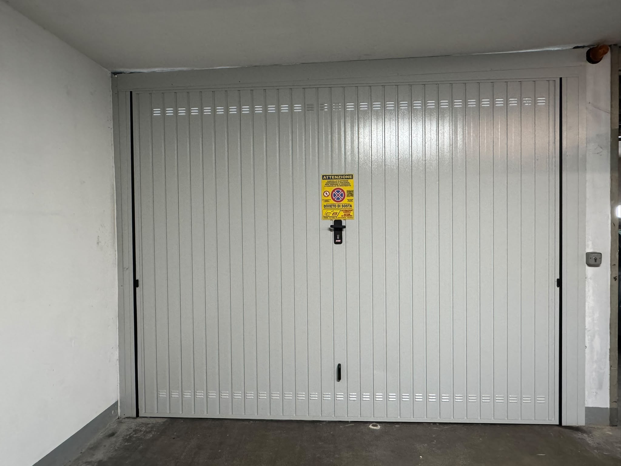 Porte basculanti e serrande automatizzate